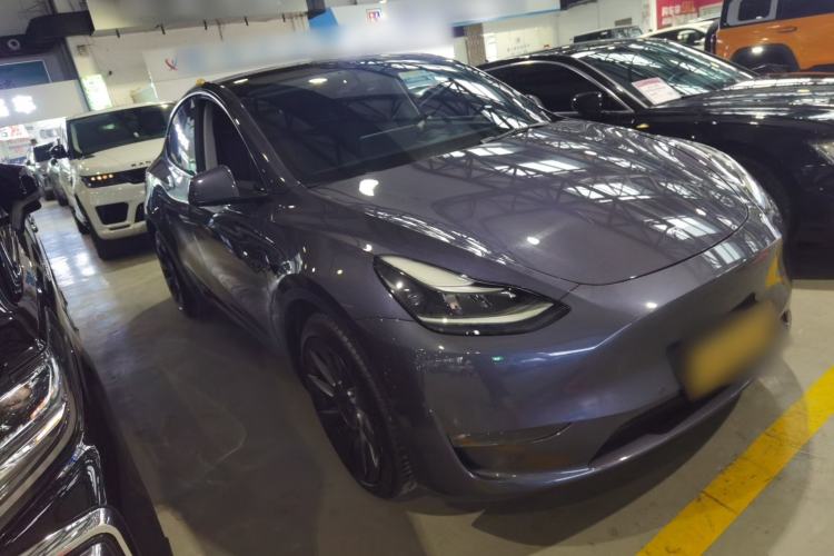 Used Tesla Model Y 2021 Long-Range All-Wheel-Drive Version