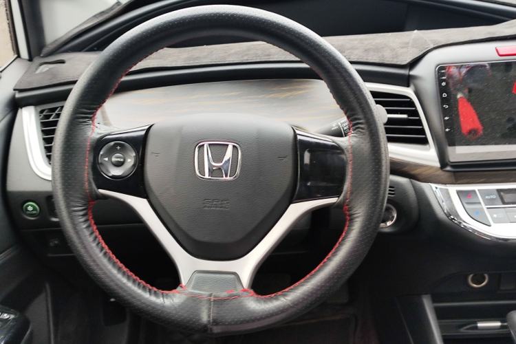 Used Honda Jade 2017 1.8L automatic Comfort version 5 seats