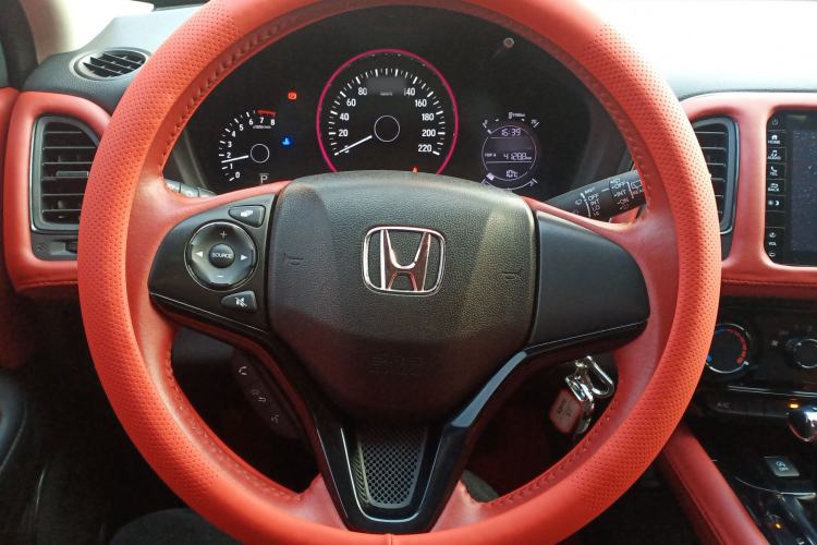 Used Honda Vezel 2020 1.5L CVT Pioneer Edition