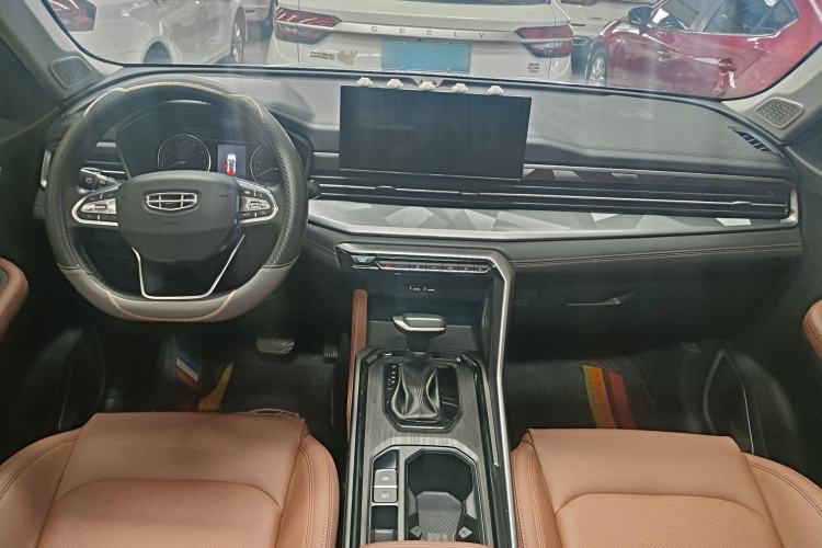 Used Geely Auto Vision X6 2021 PRO 1.4T Automatic Prestige Model
