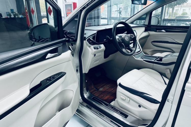 Used Buick GL8 2020 ES Land Cruiser 653T Comfort Edition
