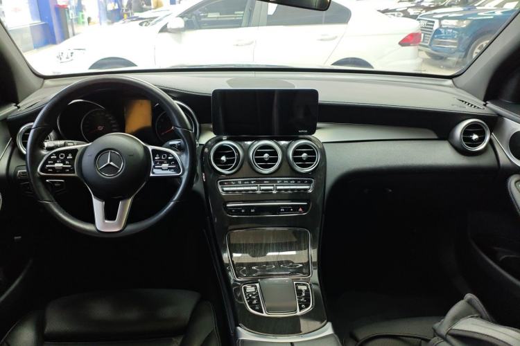 Used Mercedes-Benz GLC 2020 GLC 260 L 4MATIC Dynamic Model