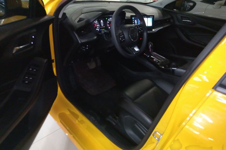 Used MG 5 2021 180 DVVT CVT Youthful Style Edition