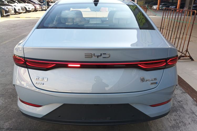 Used BYD Qin PLUS 2025 DM-i Smart Drive 120KM Superior Model