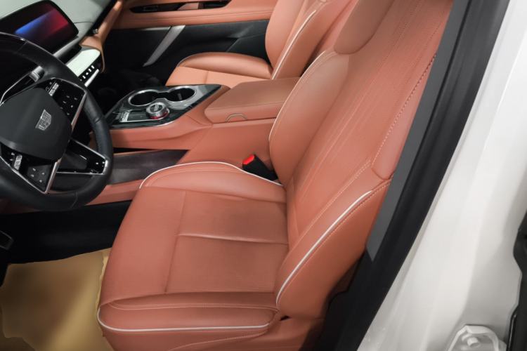 Used Cadillac OPTIQ 2024 Four-Wheel Drive Long-Range Version