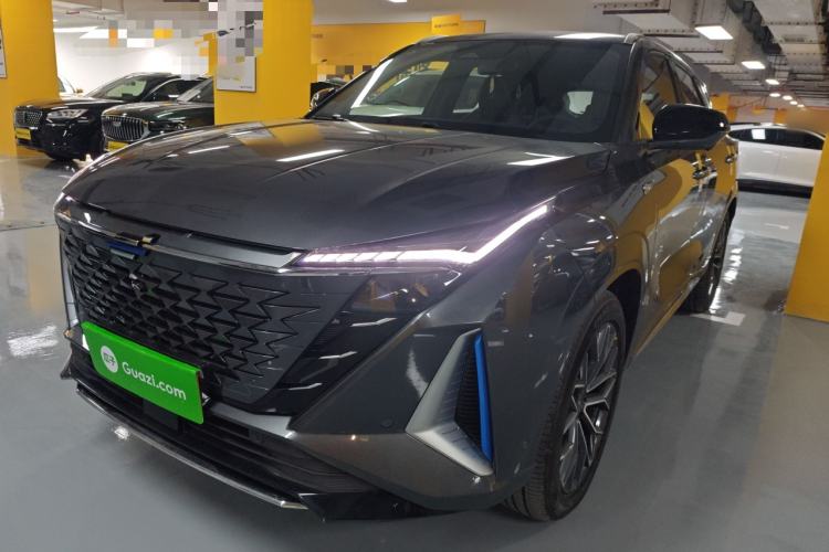 Used Oshan Z6 New Energy 2023 ZhiDian iDD 150KM Flagship PLUS Smart Parking Edition