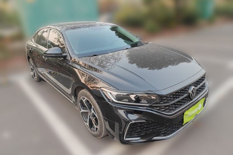 Used Volkswagen Passat 2023 330TSI Starry Elite Edition
