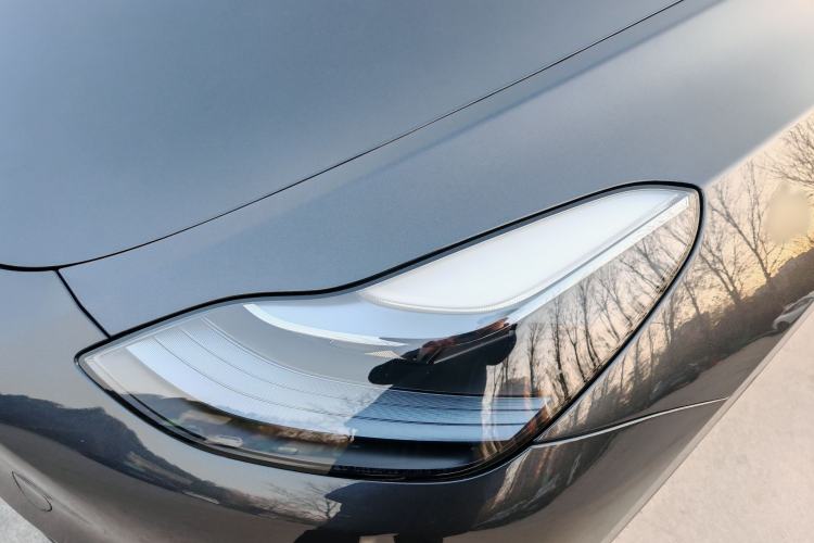 Used Tesla Model Y 2024 Long-Range All-Wheel-Drive Version