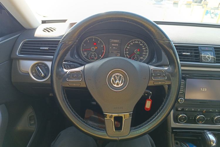 Used Volkswagen Passat 2015 1.8TSI DSG Prestige Edition
