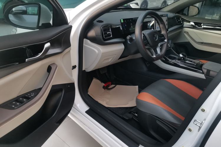 Used BYD Qin PLUS 2024 Honor Edition EV 510KM Leading Model
