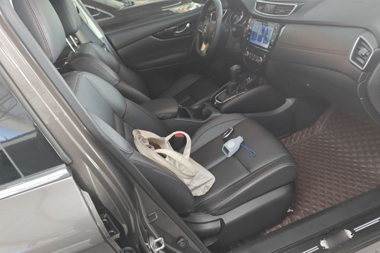 Used Nissan Qashqai 2022 2.0L CVT XV Smart Enjoyment Version
