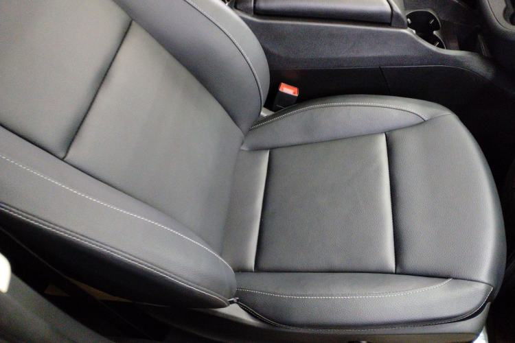 Used Mercedes-Benz Vito 2023 2.0T Business Version 7 Seats
