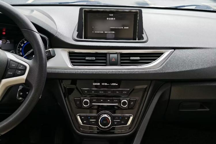 Used Changan Alsvin V7 2016 1.6L Manual Enjoyment Model China V Standard
