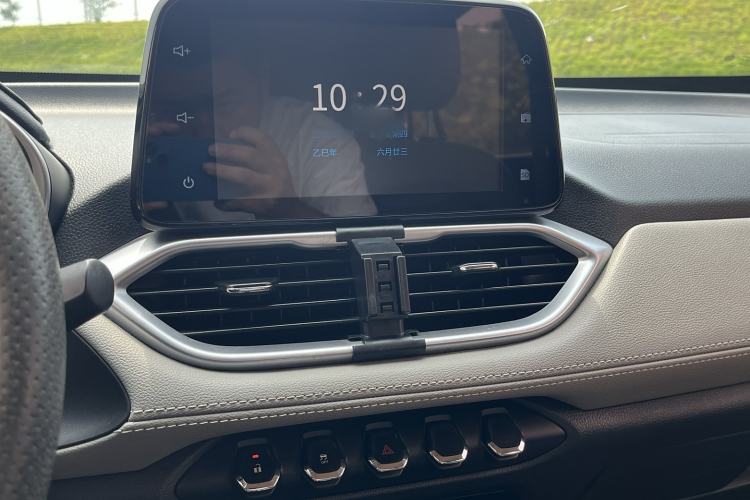 Used Baojun 510 2017 1.5L Automatic Fashion Model
