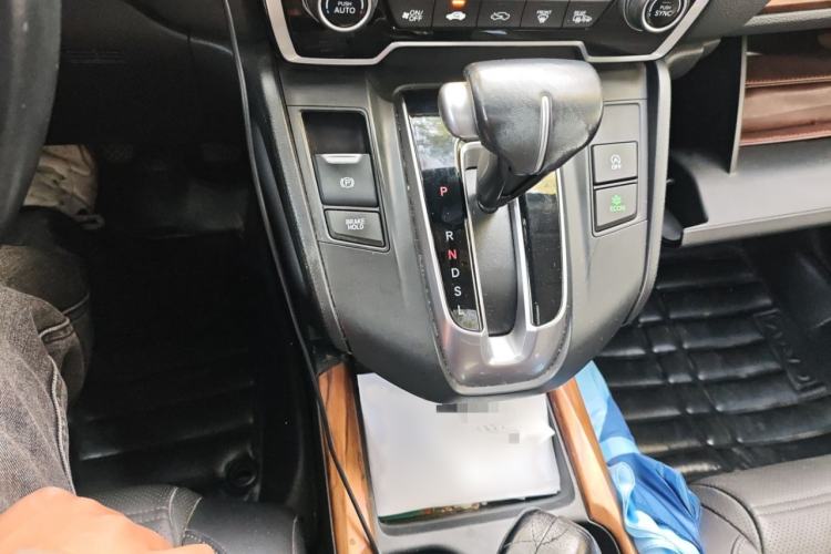 Used Honda CR-V 2017 240TURBO CVT Front-Wheel Drive Fashion Edition
