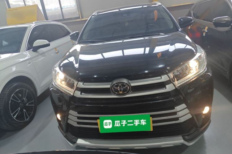 Used Toyota Highlander 2018 2.0T Four-Wheel Drive Luxury Edition 7 Seats China V Emission Standard
