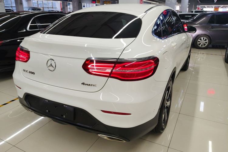 Used Mercedes-Benz GLC Coupe 2017 GLC 200 4MATIC Coupe SUV