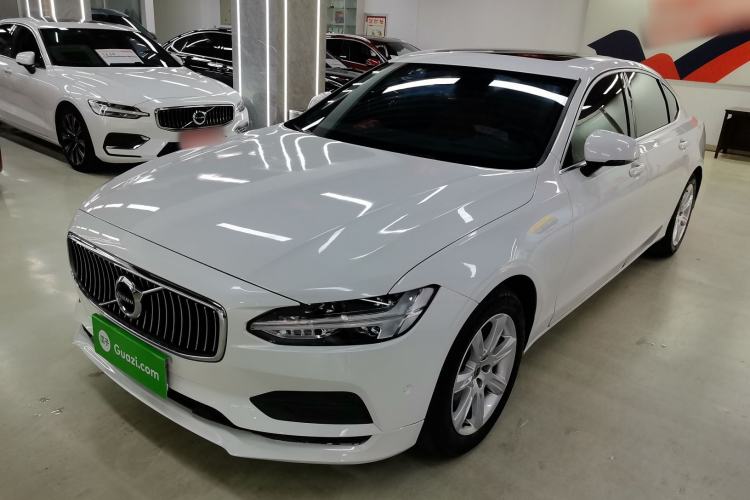 Used Volvo S90 2017 T4 Zhiyi Edition
