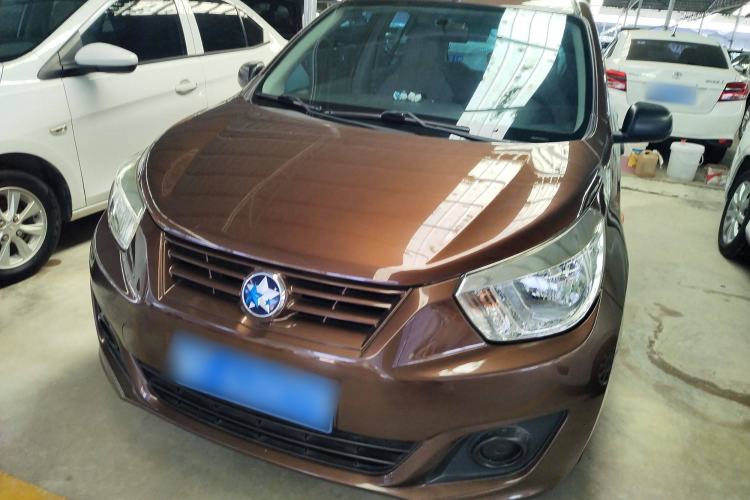 Used Venucia R30 2014 1.2L Manual Comfort Edition
