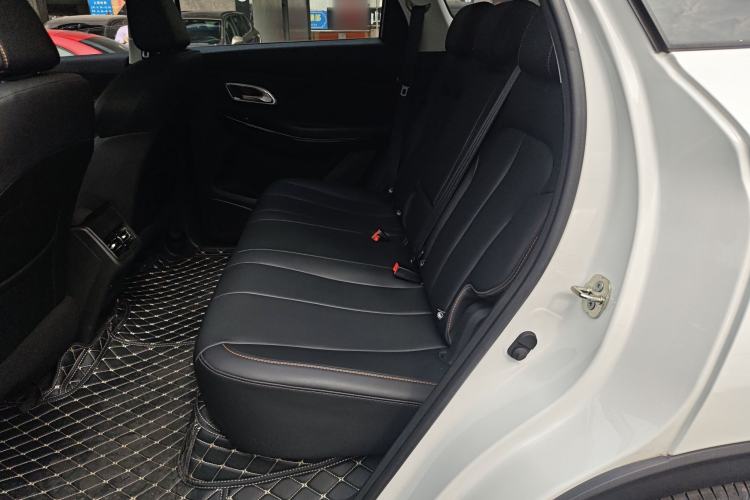 Used Oshan X7 PLUS 2023 Enjoy Edition 1.5T Automatic Prestige Model
