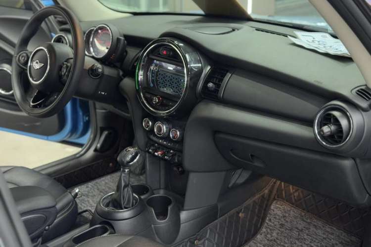 Used  MINI 2016 1.2T ONE Pioneer Edition