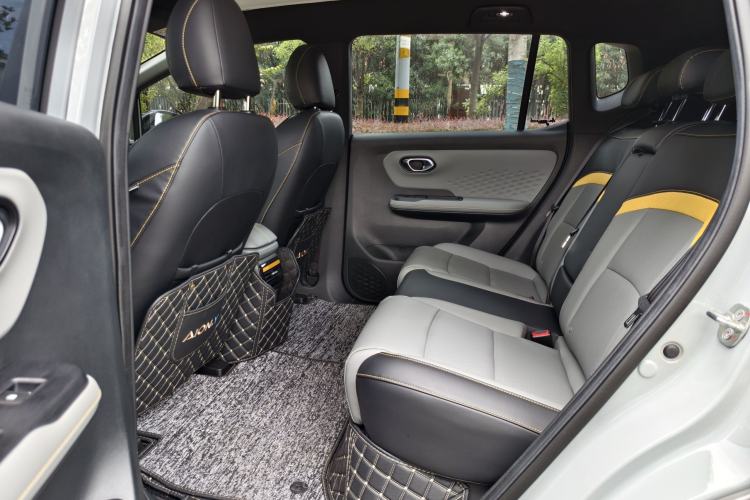 Used AION Y 2022 70 Tech Edition Lithium Iron Phosphate