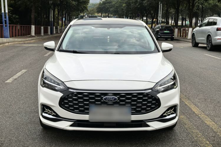 Used Ford Focus 2021 Sedan EcoBoost 180 Automatic Trendy Model