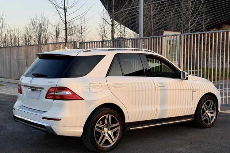 Used Mercedes-Benz M-Class 2014 ML 320 4MATIC
