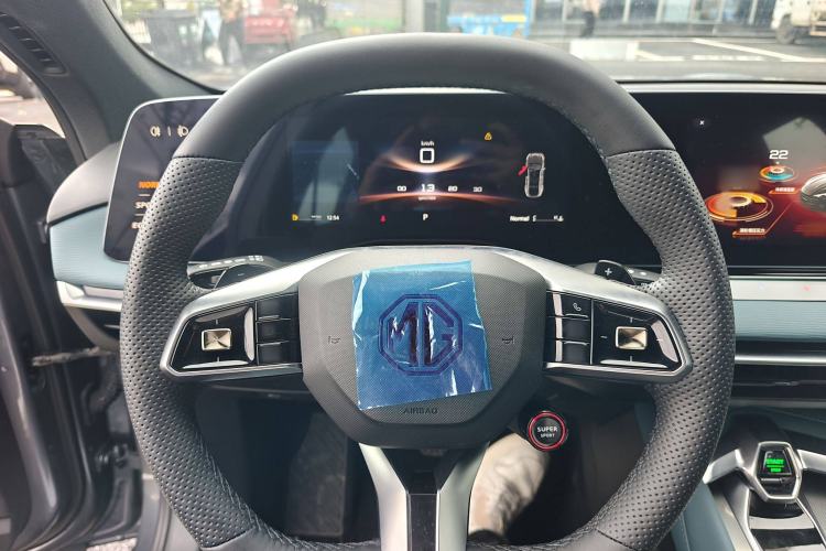 Used MG 7 2025 1.5T 300 DCT Luxury Edition
