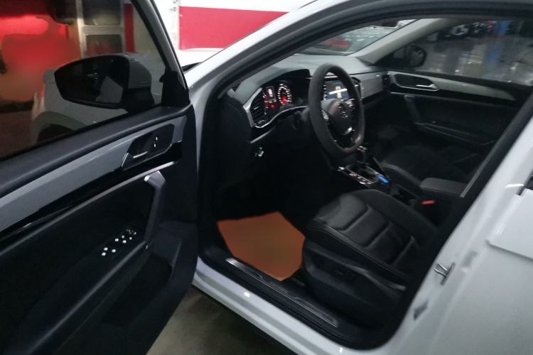 Used Volkswagen Tayron 2019 330TSI Two-Wheel-Drive Luxury Version China V Emission Standard
