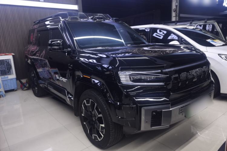 Used  Leopard 8 2025 Smart & Brave Flagship Edition 7 Seats
