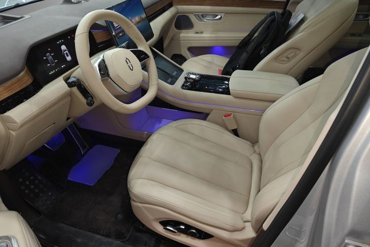 Used Hima AITO M7 2024 1.5T Rear-Drive Plus Version 6 Seats
