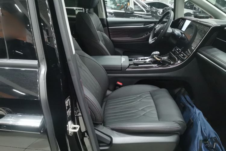 Used GAC Trumpchi M8 2024 Master Series 400T Prestige Edition