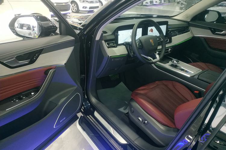 Used Hongqi HS5 2025 2.0T Two-Wheel Drive Flagship Pro Edition
