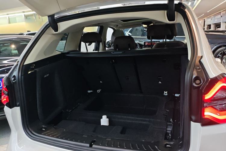 Used BMW X3 2022 Second Facelift xDrive30i Leading Edition M Night Sky Package