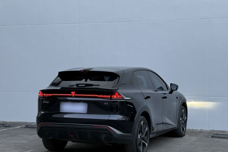 Used  S07 2023 200Max Range-Extended Version
