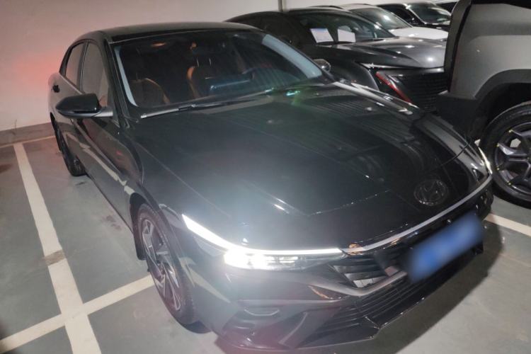 Used Hyundai Elantra 2023 1.5L CVT GLX Elite Edition
