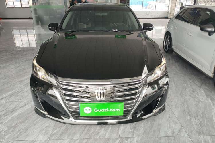 Used Toyota Crown 2017 2.0T Sport Edition
