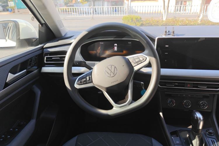 Used Volkswagen Lavida 2023 Revised 1.5L Automatic DeYi Edition
