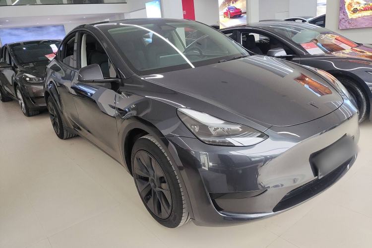 Used Tesla Model Y 2024 Rear-Wheel-Drive Version
