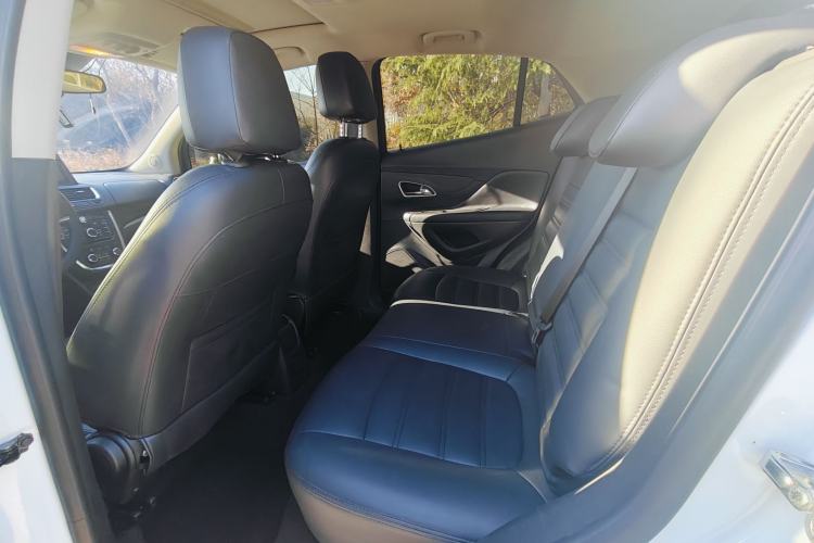 Used Buick Encore 2015 1.4T Automatic Two-Wheel Drive Urban Elite Version
