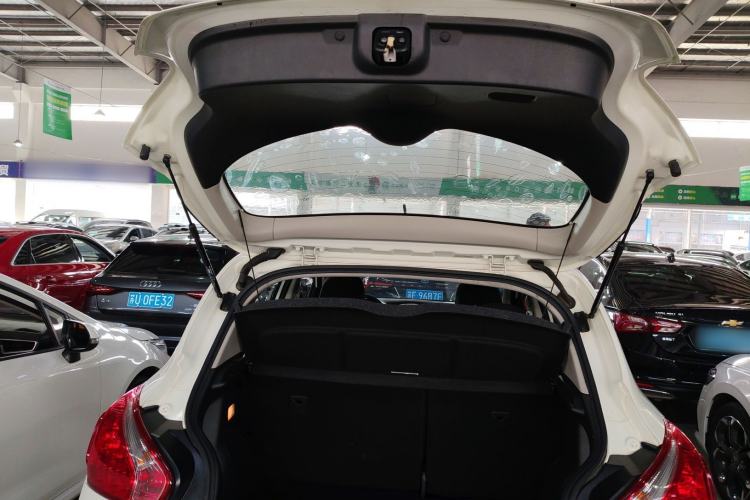 Used Nissan Tiida 2014 1.6L CVT Comfort Model
