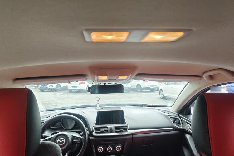 Used Mazda Mazda 3 Axela 2017 Hatchback 1.5L Automatic Comfort Model Emission Standard China V
