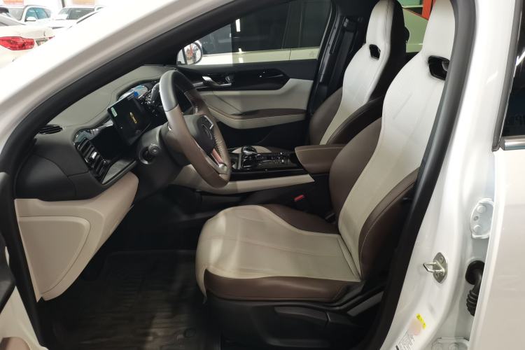 Used BYD Qin PLUS 2024 HONOR Edition DM-i 55KM Leading Model
