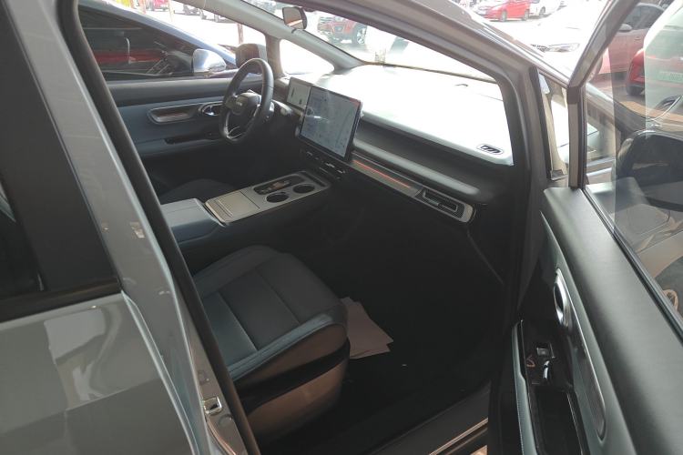 Used AION Y 2023 Plus 510 Smart Edition
