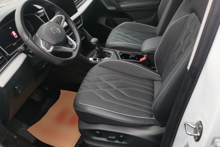 Used Volkswagen Tiguan L 2024 300TSI Automatic Two-Wheel Drive Smart Edition
