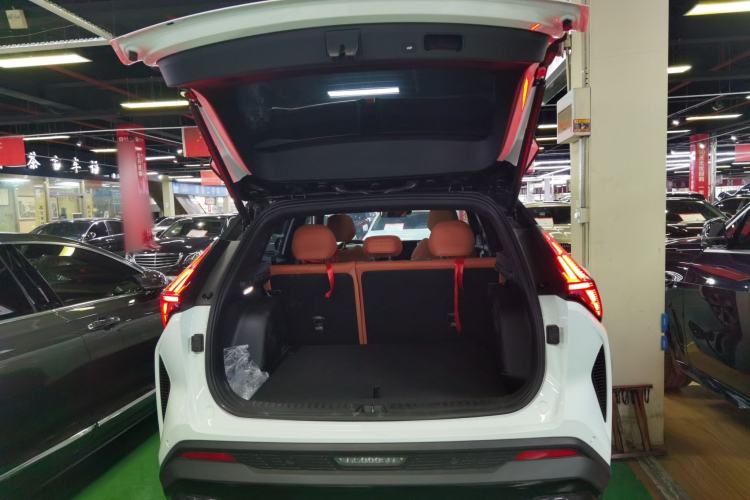 Used Geely Auto Emgrand X7 Sport 2026 Model 1.5TD Beloved
