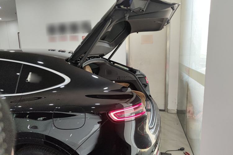 Used Hima Luxeed R7 2024 All-Electric 802 km Max
