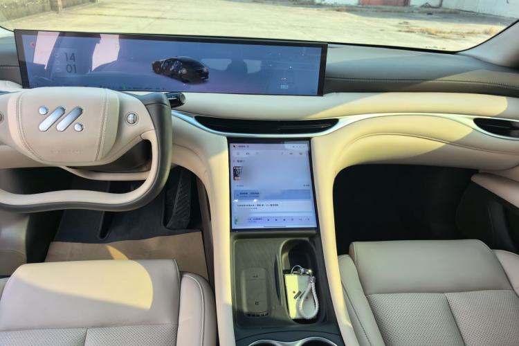 Used  L6 2024 Max Standard Edition
