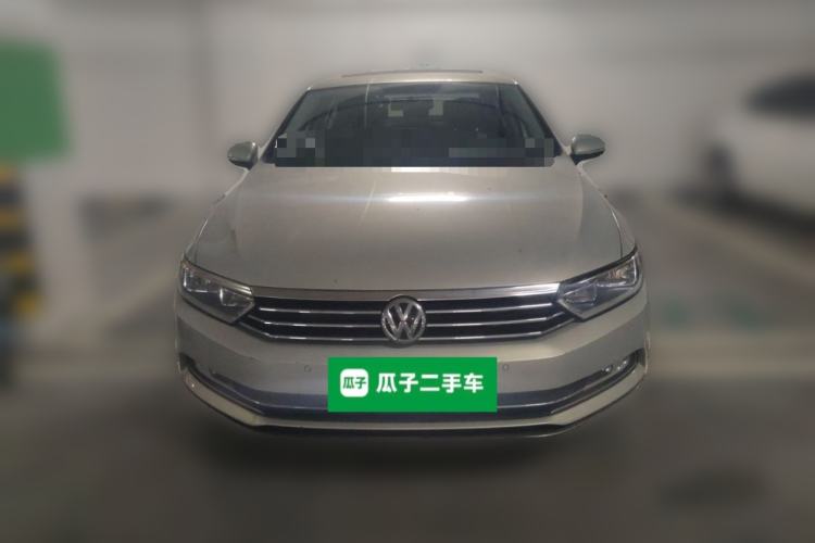 Used Volkswagen Magotan 2018 330TSI DSG Advanced Model
